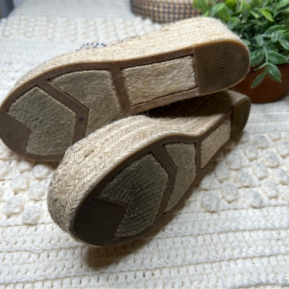 MARC FISHER Women’s Adalyn 2 Boho Printed Wedge Platform Sandal Cream Blue 11 - Picture 8 of 15